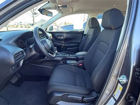 Used 2024 Honda HR-V LX image 32