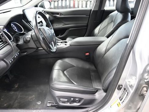 Used 2023 Toyota Camry XLE w/ Cold Weather Package image 10