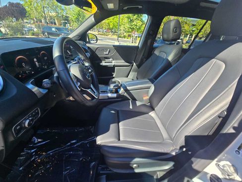 Certified 2023 Mercedes-Benz GLB 250 image 24