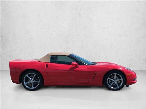 Used 2011 Chevrolet Corvette Convertible w/ Preferred Equipment Group RWD image 4