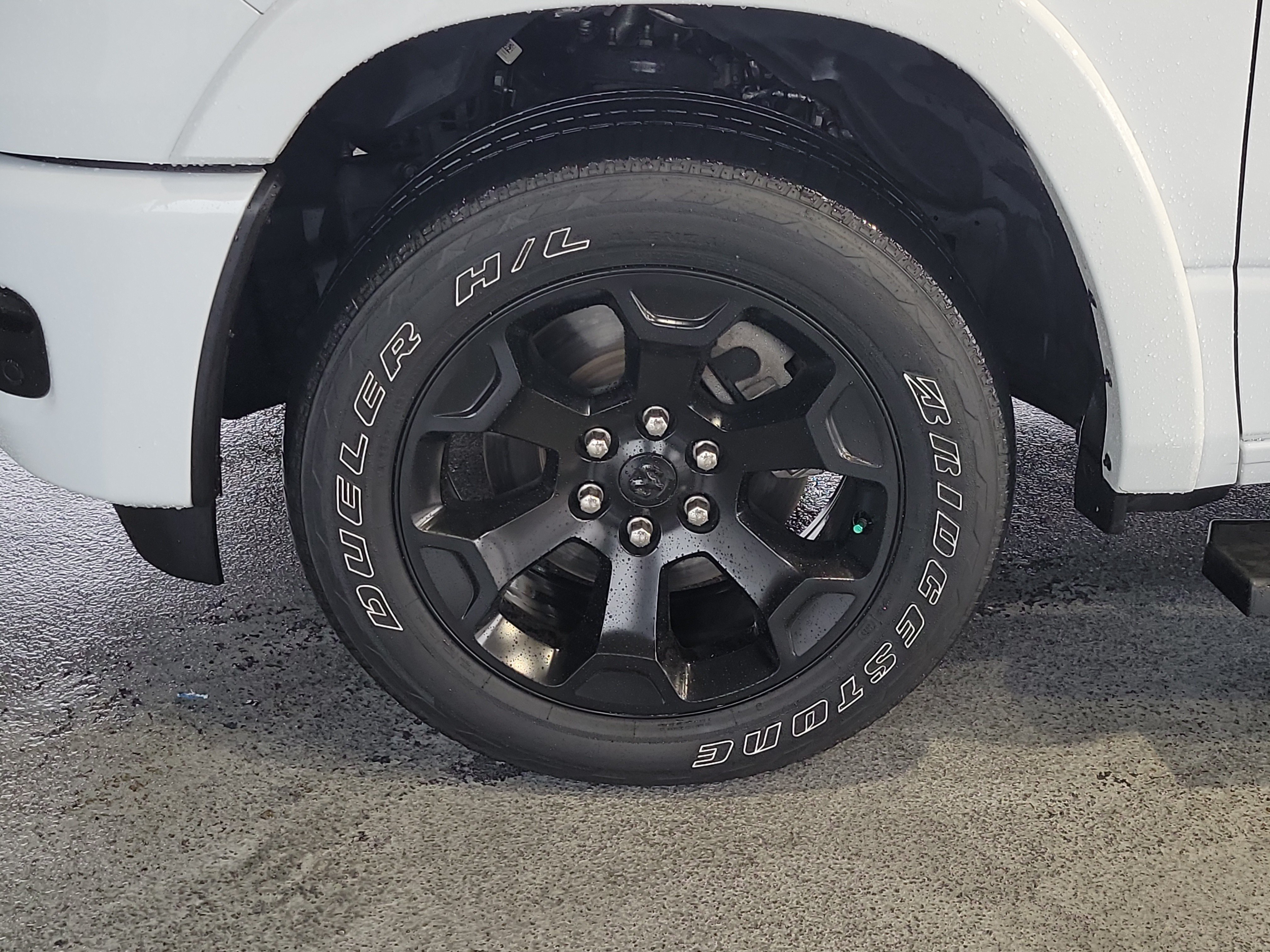 Used 2025 RAM 1500 Big Horn RWD image 5