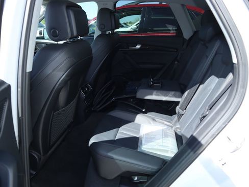Used 2019 Audi Q5 2.0T Premium Plus w/ Premium Plus Package AWD/4WD image 10