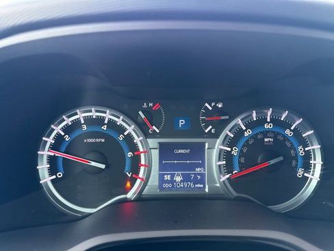 Used 2014 Toyota 4Runner Limited image 23