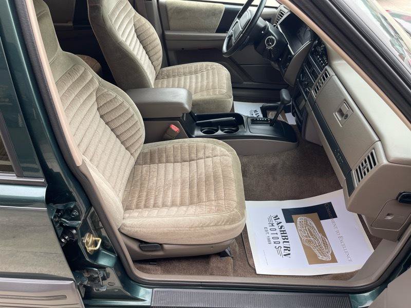 Used 1994 Jeep Grand Cherokee Laredo AWD/4WD image 42