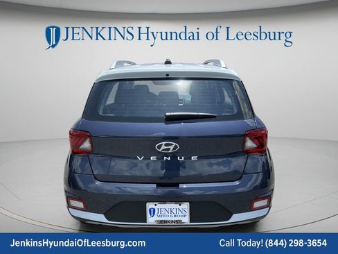New 2026 Hyundai Venue SEL FWD image 6
