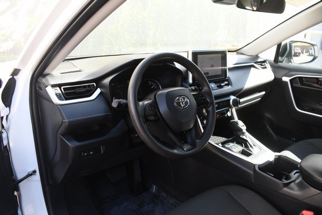 Certified 2025 Toyota RAV4 LE AWD/4WD image 14