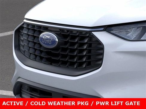 New 2025 Ford Escape Active w/ Cold Weather Package image 17