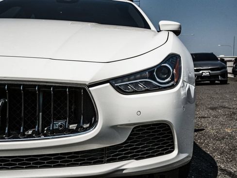 Used 2017 Maserati Ghibli S RWD image 9