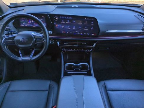 Used 2024 Chevrolet Traverse Z71 image 15