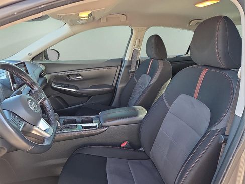 Used 2021 Nissan Sentra SR w/ Lighting Package image 13