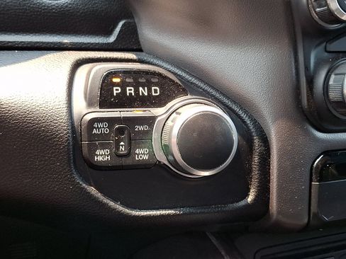Used 2019 RAM 1500 Big Horn AWD/4WD image 17