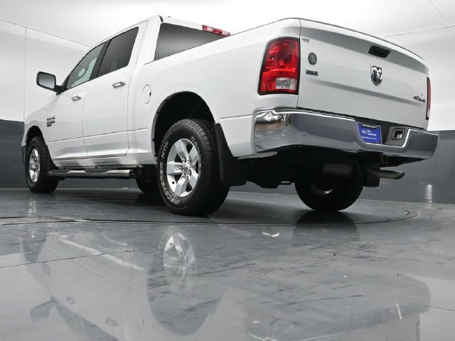 Used 2021 RAM 1500 Classic SLT AWD/4WD image 38
