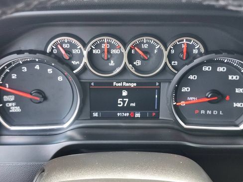 Used 2021 Chevrolet Silverado 1500 LT AWD/4WD image 29