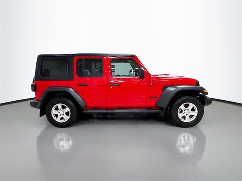 Used 2021 Jeep Wrangler Unlimited Sport image 33