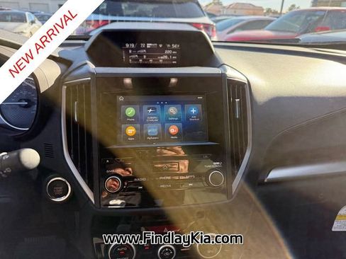 Used 2023 Subaru Forester Premium image 8