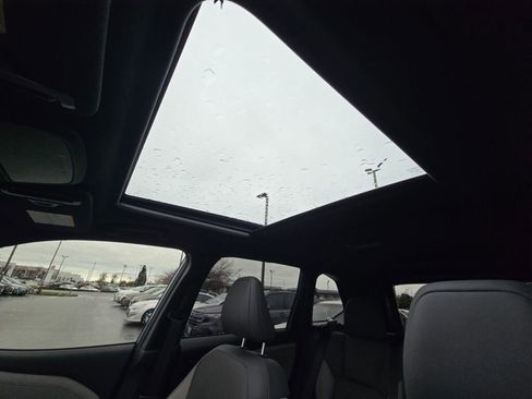 Certified 2025 Subaru Forester Limited image 18