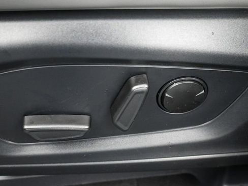 New 2026 Ford Explorer Active w/ Active Comfort Package image 16