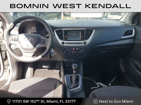 Used 2022 Hyundai Accent SE image 13