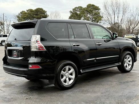 Used 2015 Lexus GX 460 w/ Navigation Package image 9