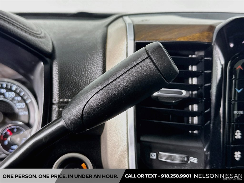 Used 2024 RAM 3500 Laramie w/ Towing Technology Group AWD/4WD image 17