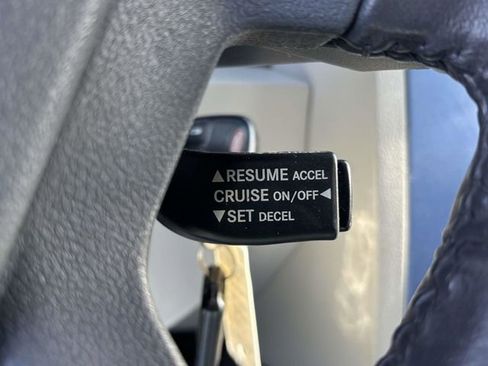 Used 2007 Dodge Caliber SXT image 10