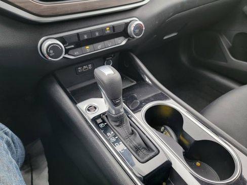 Used 2024 Nissan Altima 2.5 SV image 31