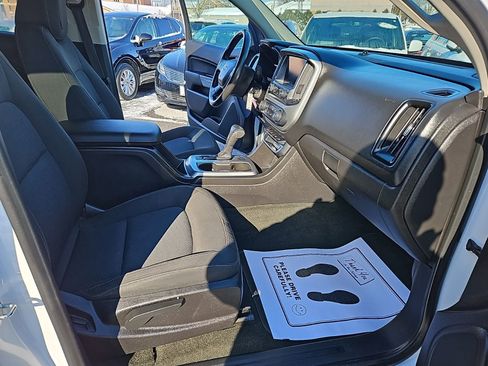 Used 2015 Chevrolet Colorado LT w/ LT Convenience Package image 16