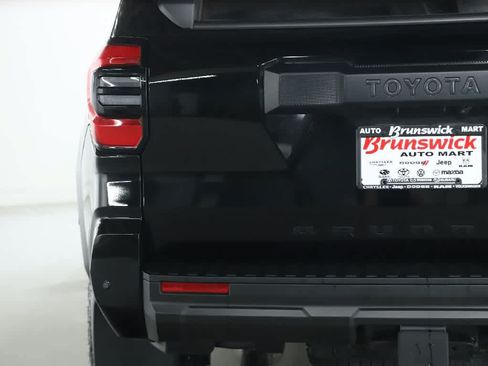 Used 2026 Toyota 4Runner TRD Off-Road Premium AWD/4WD image 46