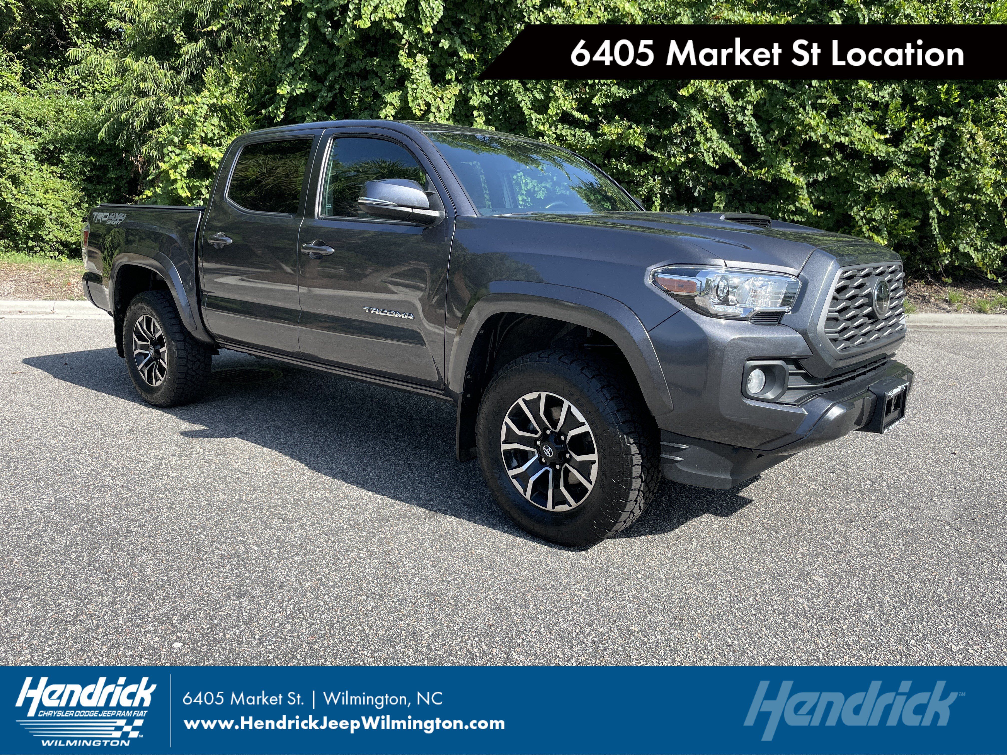 Used 2022 Toyota Tacoma TRD Sport w/ Technology Package AWD/4WD image 1