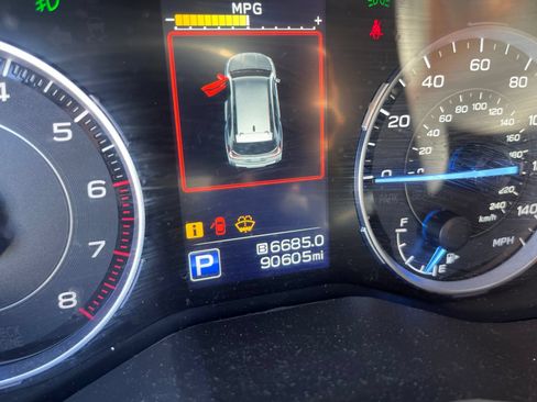 Used 2021 Subaru Ascent Touring AWD/4WD image 8