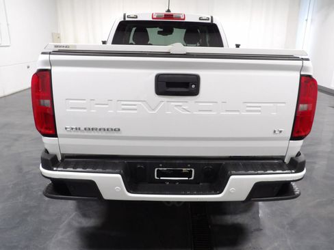Used 2022 Chevrolet Colorado LT w/ Fleet Safety Package RWD image 6
