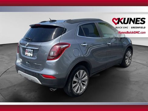 Used 2020 Buick Encore Preferred FWD image 4