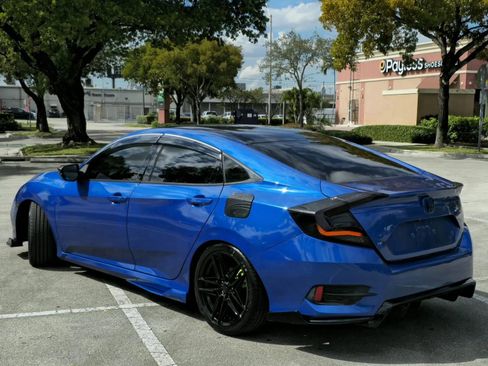 Used 2020 Honda Civic Sport image 5