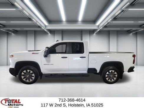 Used 2024 Chevrolet Silverado 2500 Custom w/ Custom Convenience Package AWD/4WD image 5