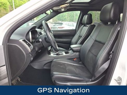 Used 2019 Jeep Grand Cherokee Altitude AWD/4WD image 2