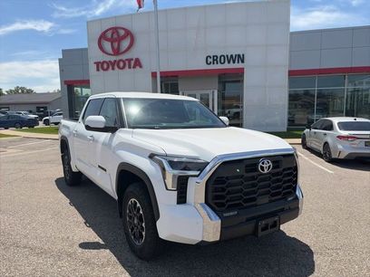 New 2026 Toyota Tundra SR5 w/ TRD Off-Road Package