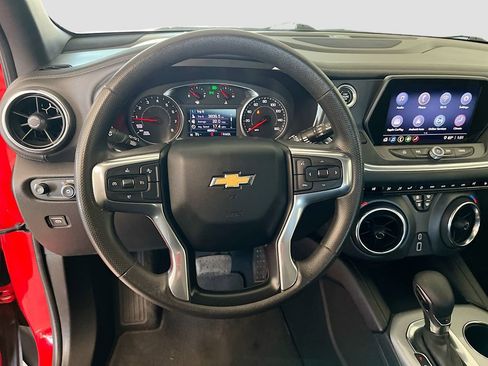 Used 2022 Chevrolet Blazer LT image 11