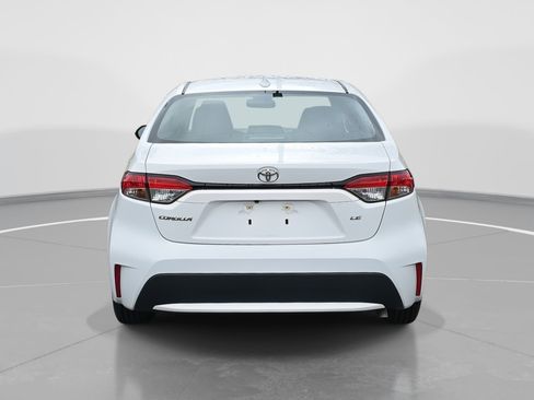 Used 2020 Toyota Corolla LE image 6