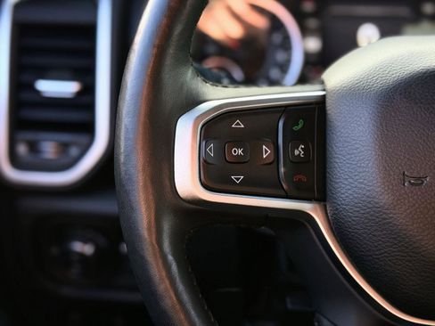 Used 2019 RAM 1500 Big Horn image 17