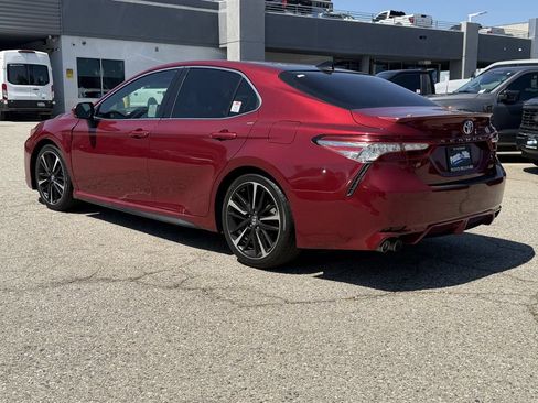 Used 2018 Toyota Camry XSE w/ Driver Assist Package FWD image 4