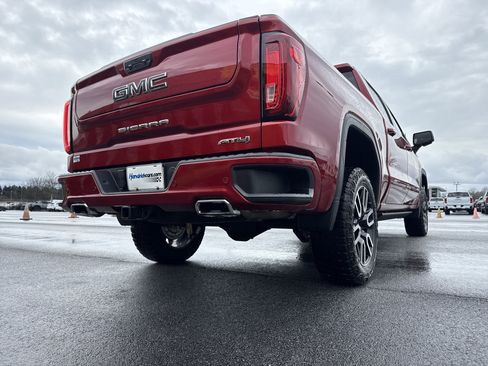 Used 2024 GMC Sierra 1500 AT4 w/ Technology Package image 10