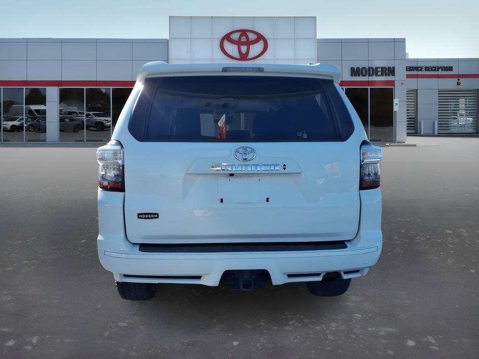 Used 2022 Toyota 4Runner TRD Sport w/ Technology Package AWD/4WD image 4