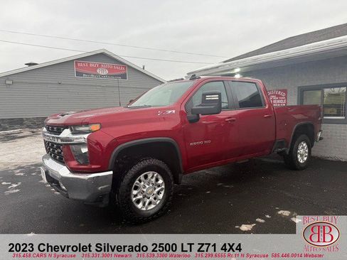 Used 2023 Chevrolet Silverado 2500 LT w/ Convenience Package image 7
