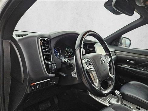 Used 2022 Mitsubishi Outlander SEL AWD/4WD image 10