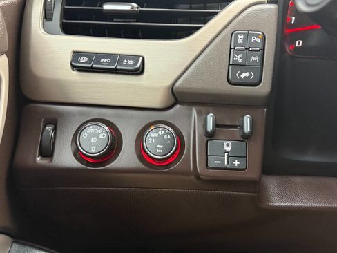 Used 2016 GMC Yukon XL Denali w/ Open Road Package image 42