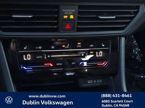 Certified 2025 Volkswagen Jetta Sport FWD image 18