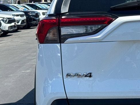 Used 2024 Toyota RAV4 XLE FWD image 14