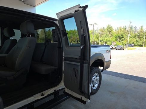Used 2012 Ford F250 XLT w/ XLT Interior Pkg AWD/4WD image 30