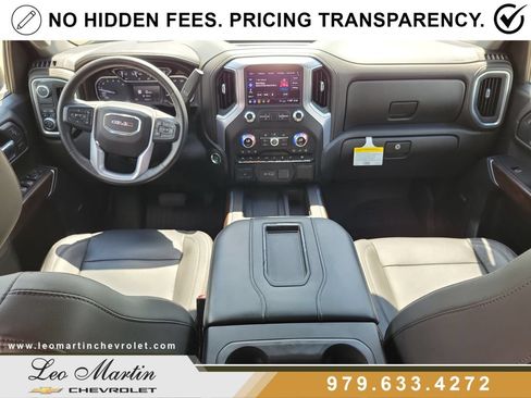 Used 2020 GMC Sierra 1500 SLT RWD image 12