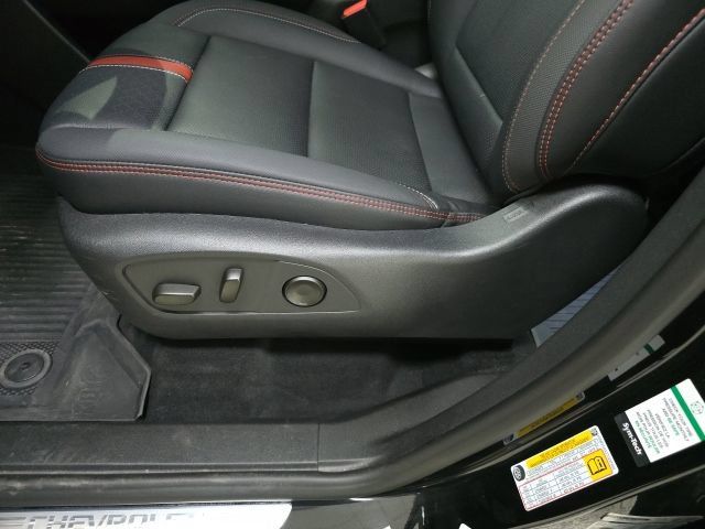 Used 2026 Chevrolet Traverse RS w/ LPO, Floor Liner Package AWD/4WD image 16